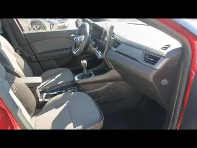 Usata Renault Captur Techno 101 CV (74 kW) 2025 Rosso SUV