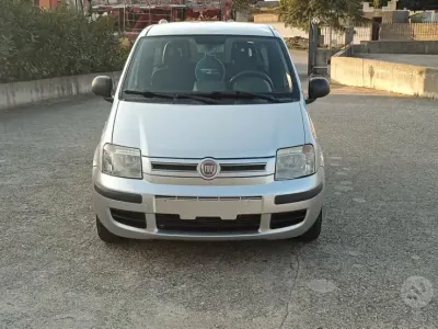 Usata Fiat Panda Dynamic 75 CV (55 kW) 2011 Grigio Utilitaria