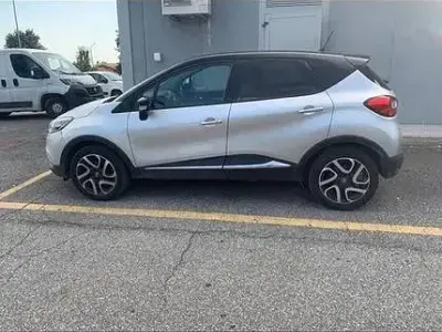 Usata Renault Captur 120 CV (88 kW) 2017 SUV