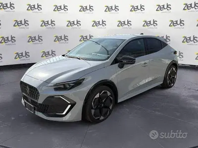 Nuova Renault Clio V Techno 2026 Grigio Berlina