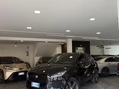Usata Jaguar E-Pace R-Dynamic 150 CV (110 kW) 2019 Nero SUV