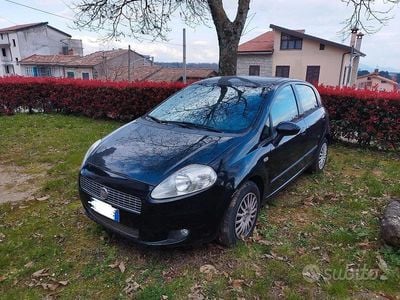 Usata Fiat Grande Punto 75 CV (55 kW) 2009 Nero Utilitaria