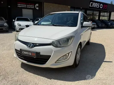 Usata Hyundai i20 Edition 85 CV (62 kW) 2014 Bianco Utilitaria