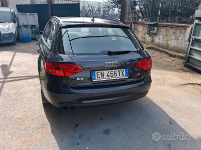 Usata Audi A4 177 CV (130 kW) 2012 Blu Station wagon