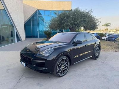 Usata Porsche Cayenne Turbo S 680 CV (500 kW) 2022 Nero SUV