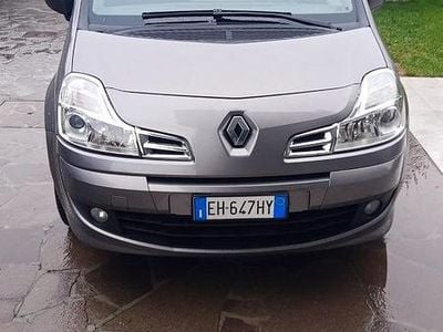 Grigio Usata 2011 Renault Modus Monovolume | 3500 € (Buon prezzo)