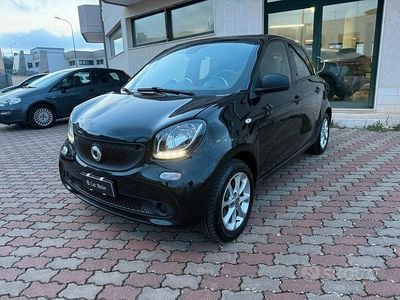 Usata Smart ForFour Prime 70 CV (51 kW) 2015 Nero Utilitaria