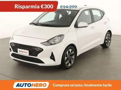 Usata Hyundai i10 68 CV (50 kW) 2023 Bianco Utilitaria
