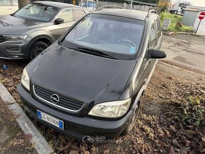 Occasion Opel Zafira Elegance 101 ch (74 kW) 2001 Noir Monospace