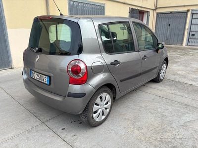 Usata Renault Modus 70 CV (51 kW) 2007 Grigio Monovolume
