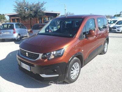 Usata Peugeot Rifter 101 CV (74 kW) 2022 Marrone Monovolume