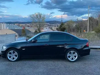 Usata BMW 320 177 CV (130 kW) 2007 Nero Berlina