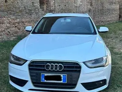 Usata Audi A4 143 CV (105 kW) 2013 Bianco Station wagon