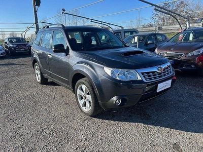 Usata Subaru Forester Exclusive+ 147 CV (108 kW) 2013 Grigio scuro SUV