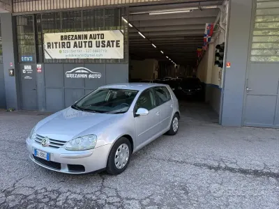 Usata VW Golf V Comfortline 102 CV (75 kW) 2007 Grigio Berlina