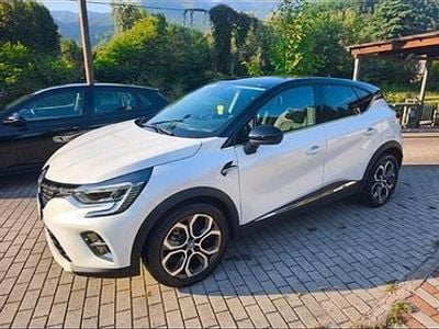 Usata Renault Captur Intens 160 CV (117 kW) 2020 Bianco SUV