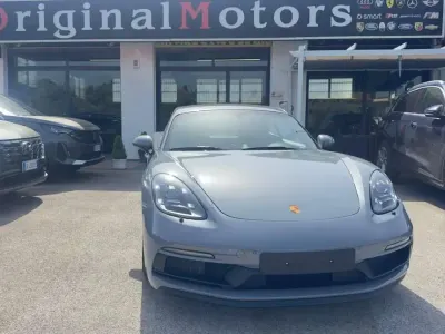 Usata Porsche 718 400 CV (294 kW) 2024 Metallizzato Coupé