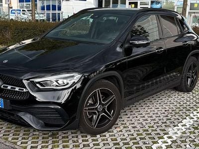 Usata Mercedes GLA180 Premium 116 CV (85 kW) 2022 Nero SUV