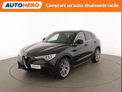 Usado Alfa Romeo Stelvio 280 CV (205 kW) 2017 Negro SUV