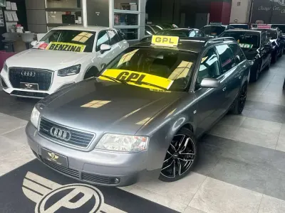 Usata Audi A6 Ambiente 179 CV (131 kW) 1998 Grigio metallizzato Station wagon