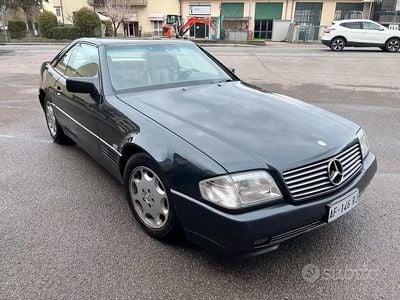 Usata Mercedes SL300 190 CV (139 kW) 1991 Nero Cabrio