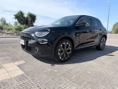 Usata Fiat 600 La Prima 101 CV (74 kW) 2025 Nero SUV