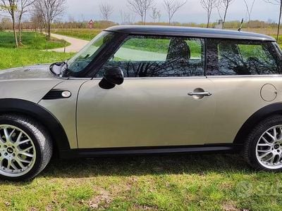 Usata Mini Cooper D 109 CV (80 kW) 2007 Utilitaria