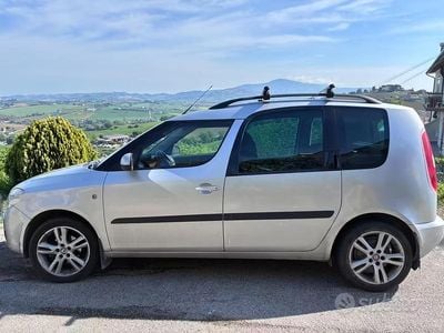 Usata Skoda Roomster Comfort 86 CV (63 kW) 2007 Grigio Monovolume