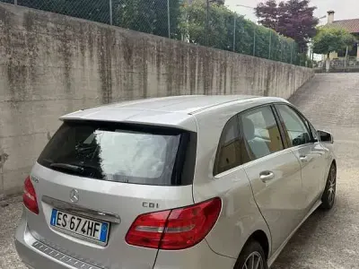 Usata Mercedes B180 109 CV (80 kW) 2013 Monovolume