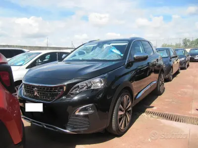 Usata Peugeot 3008 Allure 131 CV (96 kW) 2019 Nero SUV