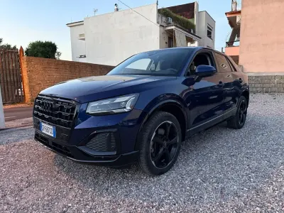 Usata Audi Q2 Ambiente 150 CV (110 kW) 2023 Blu/azzurro SUV