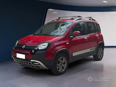Usata Fiat Panda Cross Cross 95 CV (69 kW) 2015 Rosso Utilitaria