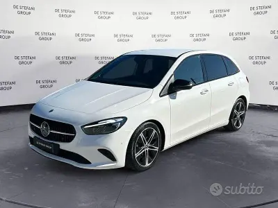 Usata Mercedes B180 Advanced Plus 116 CV (85 kW) 2023 Bianco Monovolume