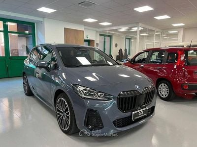 Usata BMW 225 M Sport 136 CV (100 kW) 2023 Gray Monovolume