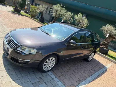 Usata VW Passat Highline 140 CV (102 kW) 2008 Grigio Station wagon