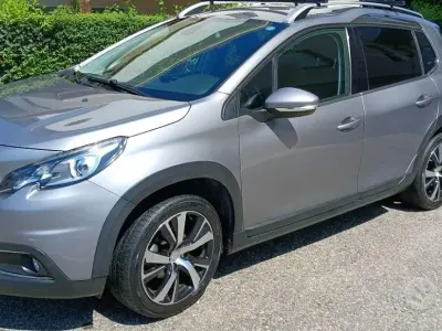 Usata Peugeot 2008 Allure 99 CV (72 kW) 2018 Grigio SUV