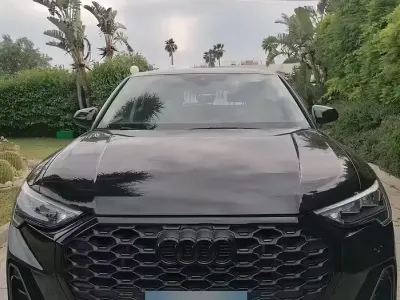 Usata Audi Q3 Sportback Business 150 CV (110 kW) 2020 Nero SUV