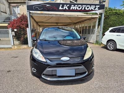 Usata Ford Fiesta Titanium 97 CV (71 kW) 2009 Nero Berlina