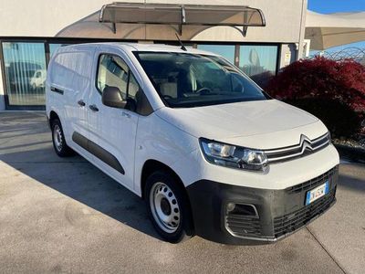 Usata Citroën Berlingo 131 CV (96 kW) 2023 Bianco Monovolume