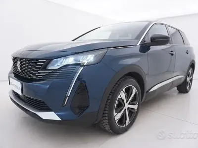 Usata Peugeot 5008 Allure 131 CV (96 kW) 2022 Blu SUV