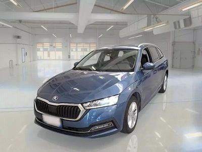 Usata Skoda Octavia Executive 150 CV (110 kW) 2021 Blu Station wagon