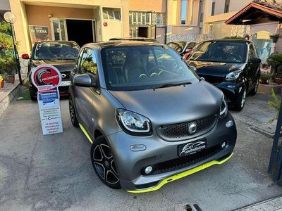 Usata Smart ForTwo Coupé 90 CV (66 kW) 2019 Grigio Utilitaria