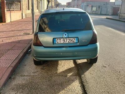 Usata Renault Clio II 2008 Blu Utilitaria