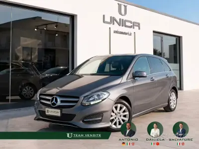 Usata Mercedes B180 Business 109 CV (80 kW) 2016 Grigio Utilitaria