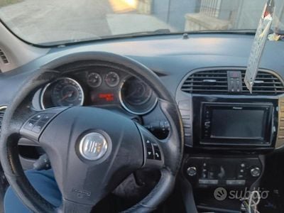 Usata Fiat Bravo 120 CV (88 kW) 2010 Grigio Utilitaria