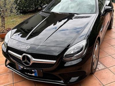 Begagnad Mercedes SLC180 156 HK (114 kW) 2018 Svart Cab