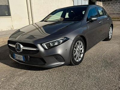 Usata Mercedes A200 150 CV (110 kW) 2019 Grigio Berlina