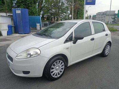 usata Fiat Grande Punto 5p 1.3 **neopatentati**