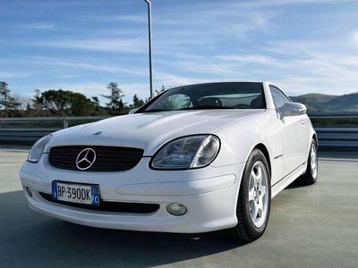 Usata Mercedes SLK200 163 CV (119 kW) 2001 Bianco Cabrio