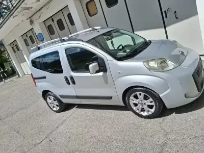 Usata Fiat Qubo Trekking 75 CV (55 kW) 2010 Grigio Monovolume